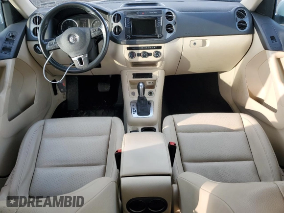 2017 Volkswagen Tiguan S with VIN WVGBV7AX2HW510997, listed as a Copart auction lot 47183485 with 84,603 mi miles and Clean Title. Bid and sale history available at DreamBid. Image 8.