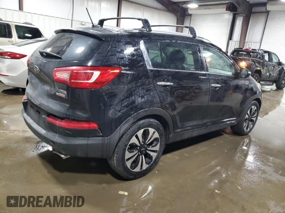 2011 Kia Sportage SX with VIN KNDPCCA69B7114437, listed as a Copart auction lot 44776805 with 221,806 mi miles and Salvage Title. Bid and sale history available at carsss.com. Image 3.