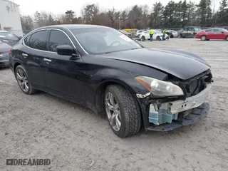2013 Infiniti M37 with VIN JN1BY1AR9DM600490, listed as a IAAI auction lot 41248655 with 125,167 mi miles. Bid and sale history available at carsss.com. Image 1.