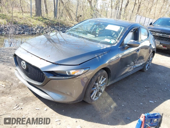2020 Mazda 3 with VIN JM1BPBLMXL1160464, listed as a IAAI auction lot 42127954 with 70,073 mi miles and . Bid and sale history available at DreamBid. Image 17.