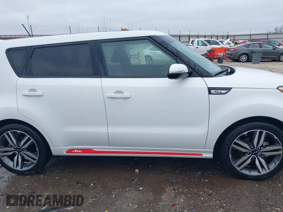 2014 Kia Soul + with VIN KNDJP3A51E7035396, listed as a IAAI auction lot 41888195 with 81,440 mi miles. Bid and sale history available at carsss.com. Image 13.