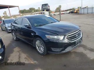 2016 Ford Taurus Limited z VIN 1FAHP2F86GG116642, wystawiony jako IAAI lot #40745187 z przebiegiem 129 767 mil mil oraz . Historia ofert i sprzedaży dostępna na DreamBid. Obrazek 1.