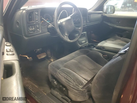 2000 Chevrolet Silverado 1500 LS with VIN 1GCEK19T8YE209097, listed as a Copart auction lot 43940845 with 103,571 mi miles and Clean Title. Bid and sale history available at carsss.com. Image 8.