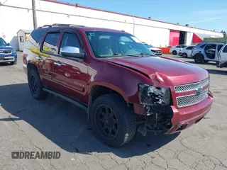2008 Chevrolet Tahoe LTZ с VIN 1GNFK13098J212222, выставлен на аукционе IAAI как лот 41956334 с пробегом 148 263 миль миль и . История ставок и продаж доступна на DreamBid. Изображение 1.