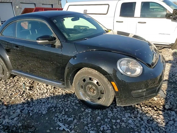 2012 Volkswagen Beetle 2.5L w/Sun PZEV with VIN 3VWJP7ATXCM616854, listed as a Copart auction lot 81410004 with 155,581 mi miles and Salvage Title. Bid and sale history available at carsss.com. Image 11.