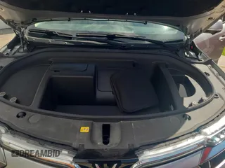 2023 VinFast VF 8 Eco с VIN RLLV1AEB5PH002749, выставлен на аукционе Copart как лот 61365875 с пробегом 5 916 миль миль и Списание • Salvage title. История ставок и продаж доступна на DreamBid. Изображение 7.