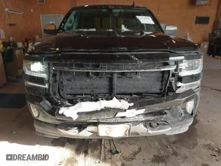 2018 Chevrolet Silverado 1500 LTZ with VIN 1GCVKSEC9JZ117927, listed as a IAAI auction lot 41471952 with 85,965 mi miles. Bid and sale history available at carsss.com. Image 6.