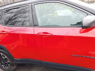 2019 Jeep Compass Trailhawk with VIN 3C4NJDDB6KT786348, listed as a IAAI auction lot 41963536 with 58,598 mi miles and . Bid and sale history available at DreamBid. Image 13.