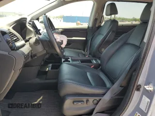 2024 Honda Odyssey Touring с VIN 5FNRL6H82RB018347, выставлен на аукционе Copart как лот 57490295 с пробегом Не указан миль и Списание • Salvage title. История ставок и продаж доступна на DreamBid. Изображение 7.