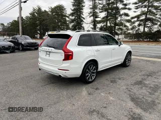 2018 Volvo XC90 Momentum with VIN YV4102CK8J1347520, listed as a Copart auction lot 84560434 with 149,035 mi miles and Clean Title. Bid and sale history available at carsss.com. Image 4.