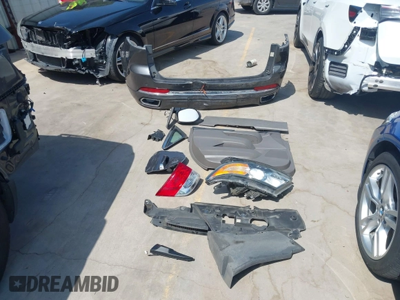 2014 Honda Odyssey Touring with VIN 5FNRL5H99EB075979, listed as a IAAI auction lot 42520154 with 99,314 mi miles and . Bid and sale history available at DreamBid. Image 12.