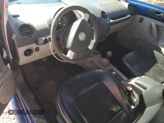 2004 Volkswagen New Beetle Coupe GLS with VIN 3VWCR31C94M419400, listed as a Copart auction lot 81770214 with 161,936 mi miles and Salvage Title. Bid and sale history available at carsss.com. Image 8.