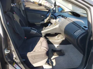 2014 Toyota Prius Four z VIN JTDKN3DU7E1796675, wystawiony jako IAAI lot #41446477 z przebiegiem Nie podano mil oraz . Historia ofert i sprzedaży dostępna na DreamBid. Obrazek 5.