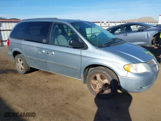 2006 Dodge Caravan SXT with VIN 1D4GP45R66B509793, listed as a IAAI auction lot 41880937 with 246,586 mi miles. Bid and sale history available at carsss.com. Image 1.