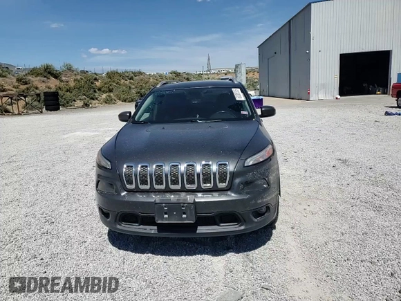 2016 Jeep Cherokee Latitude с VIN 1C4PJLCB3GW287223, выставлен на аукционе Copart как лот 60305005 с пробегом 167 434 миль миль и Списание • Salvage title. История ставок и продаж доступна на DreamBid. Изображение 14.