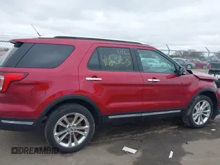 2018 Ford Explorer Limited z VIN 1FM5K8FH3JGC96020, wystawiony jako IAAI lot #41952203 z przebiegiem 77 174 mil mil oraz . Historia ofert i sprzedaży dostępna na DreamBid. Obrazek 13.