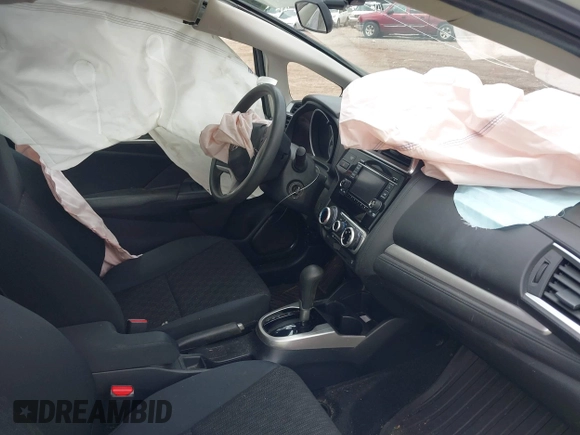 2015 Honda Fit LX with VIN 3HGGK5H52FM774019, listed as a IAAI auction lot 42614477 with 270,129 mi miles and . Bid and sale history available at DreamBid. Image 5.