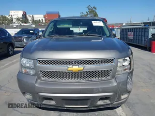 2012 Chevrolet Tahoe LTZ с VIN 1GNSCCE08CR297245, выставлен на аукционе IAAI как лот 40194964 с пробегом 117 007 миль миль и . История ставок и продаж доступна на DreamBid. Изображение 12.