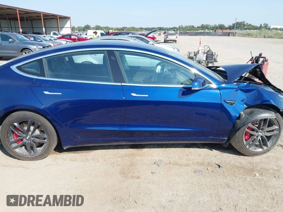 2018 Tesla Model 3 Long Range Battery with VIN 5YJ3E1EA6JF027065, listed as a IAAI auction lot 40532631 with 55,316 mi miles. Bid and sale history available at carsss.com. Image 14.