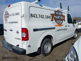 2020 Nissan NV Cargo S with VIN 1N6BF0KY8LN811060, listed as a IAAI auction lot 41333310 with 66,436 mi miles. Bid and sale history available at carsss.com. Image 4.