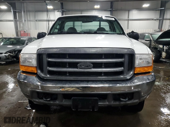 2000 Ford F-350 XL with VIN 1FTSF31S7YEE27506, listed as a Copart auction lot 45868425 with 35,736 mi miles and Salvage Title. Bid and sale history available at DreamBid. Image 5.