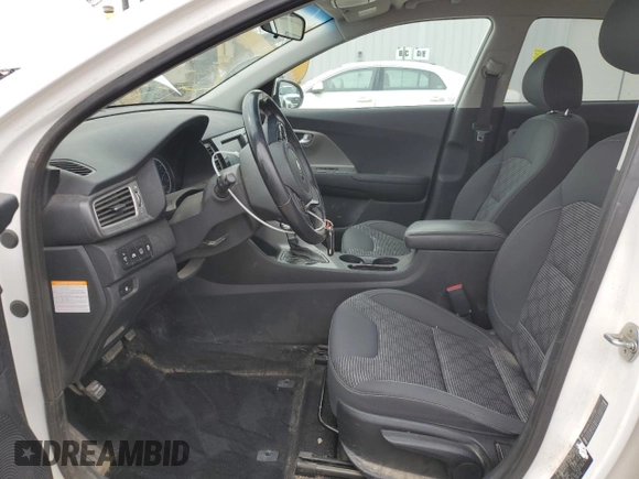 2018 Kia Niro LX with VIN KNDCB3LC2J5135726, listed as a Copart auction lot 50879125 with 95,576 mi miles and Salvage Title. Bid and sale history available at carsss.com. Image 7.