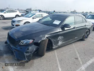 2019 Mercedes-Benz E-Class E 300 with VIN WDDZF4JB0KA600484, listed as a IAAI auction lot 41806241 with 43,038 mi miles. Bid and sale history available at carsss.com. Image 16.