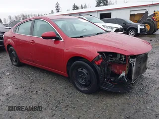 2011 Mazda Mazda6 i Sport with VIN 1YVHZ8BH6B5M20047, listed as a IAAI auction lot 41838345 with 177,077 mi miles. Bid and sale history available at carsss.com. Image 1.