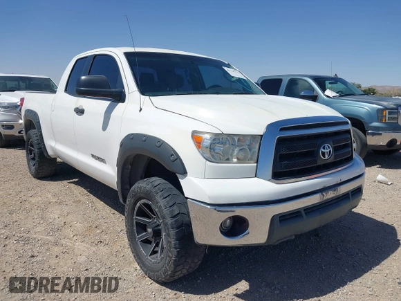 2011 Toyota Tundra z VIN 5TFRM5F1XBX028424, wystawiony jako IAAI lot #42138712 z przebiegiem 182 376 mil mil oraz . Historia ofert i sprzedaży dostępna na DreamBid. Obrazek 13.