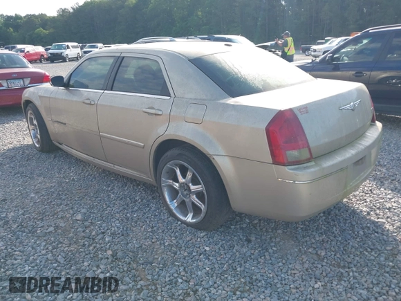 2006 Chrysler 300 Touring with VIN 2C3KA53G26H343090, listed as a IAAI auction lot 42196204 with 175,086 mi miles and . Bid and sale history available at DreamBid. Image 3.