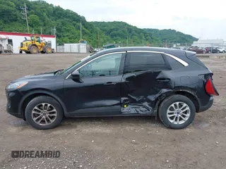 2020 Ford Escape SE z VIN 1FMCU9G69LUB29301, wystawiony jako IAAI lot #42382811 z przebiegiem 55 197 mil mil oraz . Historia ofert i sprzedaży dostępna na DreamBid. Obrazek 15.