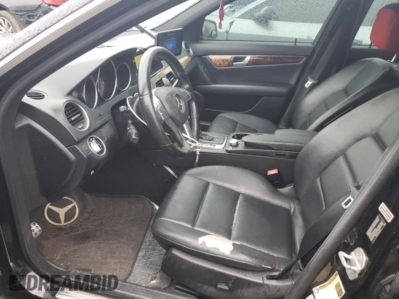 2012 Mercedes-Benz C 250 Sport z VIN WDDGF4HB0CR209206, wystawiony jako Copart lot #56493865 z przebiegiem 98 888 mil mil oraz Szkoda całkowita • Salvage title. Historia ofert i sprzedaży dostępna na DreamBid. Obrazek 7.