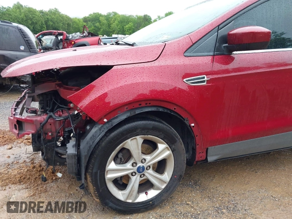 2013 Ford Escape SE z VIN 1FMCU0GX2DUD33640, wystawiony jako IAAI lot #42255552 z przebiegiem 150 018 mil mil oraz . Historia ofert i sprzedaży dostępna na DreamBid. Obrazek 13.