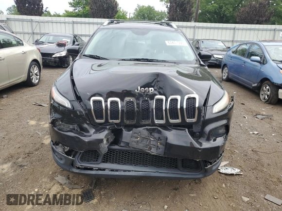2017 Jeep Cherokee Latitude with VIN 1C4PJMCS0HW529604, listed as a Copart auction lot 60801095 with 95,900 mi miles and Salvage title. Bid and sale history available at DreamBid. Image 5.