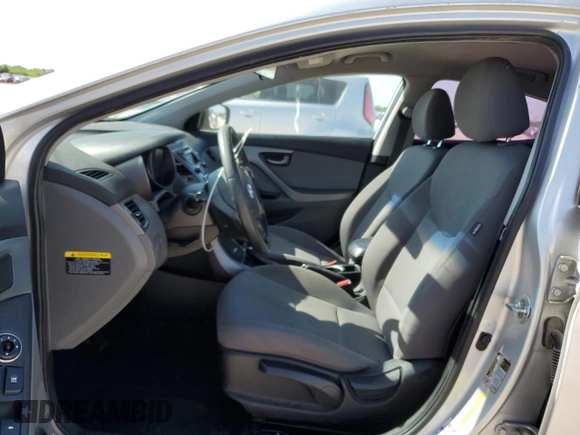 2016 Hyundai Elantra SE z VIN 5NPDH4AE5GH757971, wystawiony jako Copart lot #52736315 z przebiegiem 107 404 mil mil oraz Szkoda całkowita • Salvage title. Historia ofert i sprzedaży dostępna na DreamBid. Obrazek 7.