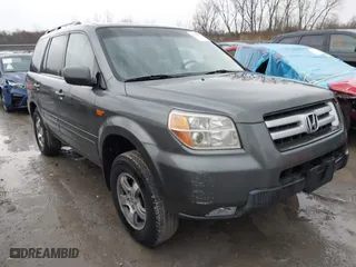 2008 Honda Pilot SE with VIN 5FNYF18378B003044, listed as a IAAI auction lot 41928670 with 204,640 mi miles. Bid and sale history available at carsss.com. Image 1.