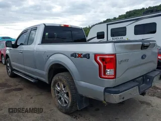 2016 Ford F-150 XLT with VIN 1FTEX1EP0GFD37305, listed as a IAAI auction lot 40364610 with 105,715 mi miles. Bid and sale history available at carsss.com. Image 3.