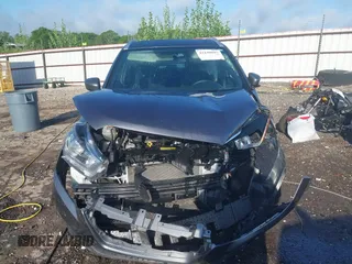 2019 Nissan Kicks SV z VIN 3N1CP5CU0KL550487, wystawiony jako IAAI lot #42130893 z przebiegiem 57 445 mil mil oraz . Historia ofert i sprzedaży dostępna na DreamBid. Obrazek 13.