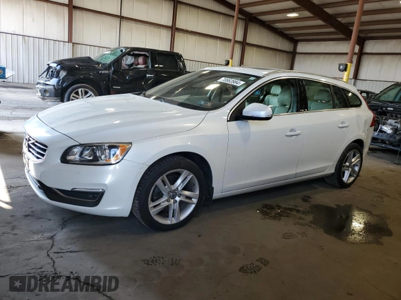 2015 Volvo V60 с VIN YV126MEC0F1205624, выставлен на аукционе Copart как лот 70863984 с пробегом 128 952 миль миль и Списание • Salvage title. История ставок и продаж доступна на DreamBid. Изображение 1.