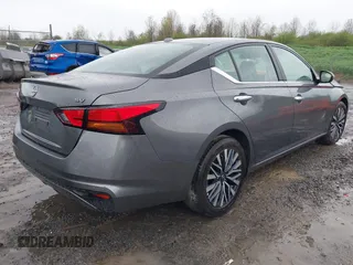 2024 Nissan Altima SV with VIN 1N4BL4DV5RN424969, listed as a IAAI auction lot 42201919 with 22,258 mi miles and . Bid and sale history available at carsss.com. Image 4.