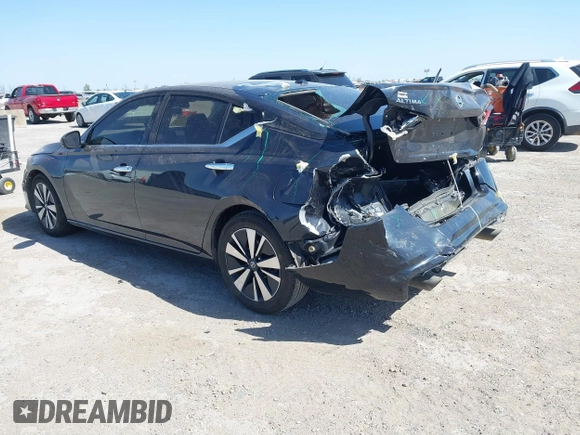 2019 Nissan Altima SL with VIN 1N4BL4EV1KC179605, listed as a IAAI auction lot 41863484 with 95,840 mi miles and . Bid and sale history available at DreamBid. Image 3.