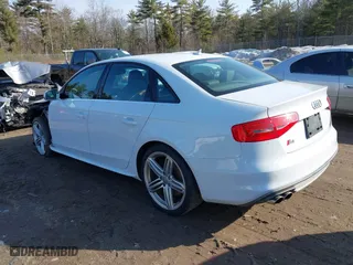 2015 Audi S4 Premium Plus with VIN WAUBGAFL2FA072538, listed as a IAAI auction lot 41784515 with 86,138 mi miles. Bid and sale history available at carsss.com. Image 3.