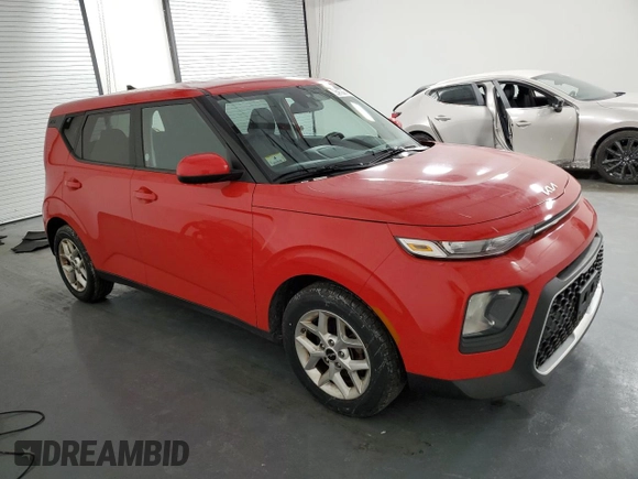 2022 Kia Soul X-Line with VIN KNDJ23AUXN7158250, listed as a Copart auction lot 42591925 with 117,936 mi miles and Clean Title. Bid and sale history available at DreamBid. Image 4.