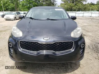 2017 Kia Sportage LX z VIN KNDPMCAC8H7083502, wystawiony jako Copart lot #58494505 z przebiegiem 110 325 mil mil oraz Czysty tytuł • Clean title. Historia ofert i sprzedaży dostępna na DreamBid. Obrazek 5.