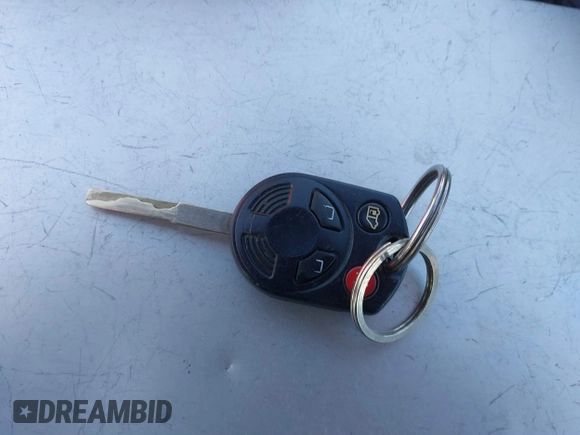 2016 Ford Transit z VIN 1FTYE2CM6GKA15762, wystawiony jako IAAI lot #41338363 z przebiegiem Nie podano mil oraz . Historia ofert i sprzedaży dostępna na DreamBid. Obrazek 11.