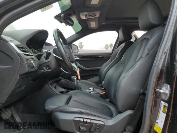 2019 BMW X2 sDrive28i with VIN WBXYJ3C52K5N14885, listed as a Copart auction lot 54079395 with 91,564 mi miles and Salvage title. Bid and sale history available at DreamBid. Image 7.