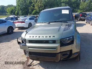 2025 Land Rover Defender X-Dynamic SE with VIN SALE26EU3S2433634, listed as a IAAI auction lot 42669947 with 729 mi miles and . Bid and sale history available at DreamBid. Image 12.