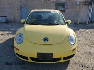 2007 Volkswagen New Beetle Coupe with VIN 3VWRW31C47M513112, listed as a Copart auction lot 47124475 with 195,891 mi miles and Clean Title. Bid and sale history available at carsss.com. Image 5.