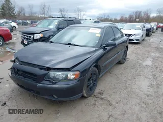 2004 Volvo S60 with VIN YV1RH59H542378132, listed as a IAAI auction lot 41919433 with 128,608 mi miles. Bid and sale history available at carsss.com. Image 17.