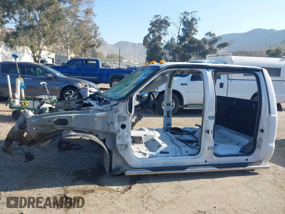 2005 Ford F-350 с VIN 1FDSW34P05EC95736, выставлен на аукционе IAAI как лот 41988078 с пробегом Не указан миль и . История ставок и продаж доступна на DreamBid. Изображение 13.